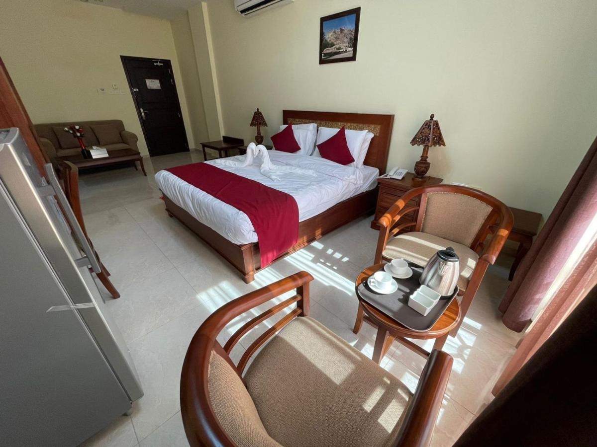 Royal Hotel Muscat Exterior photo