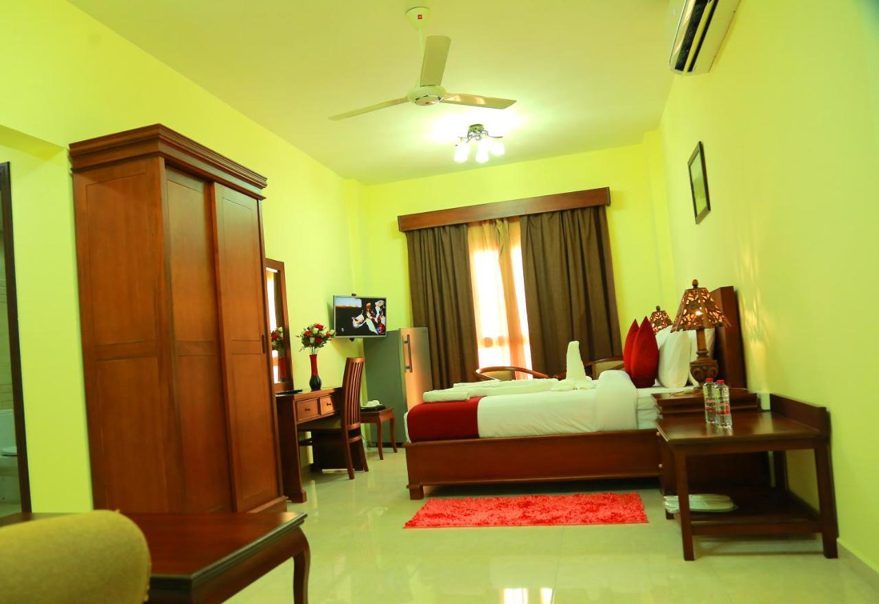 Royal Hotel Muscat Exterior photo