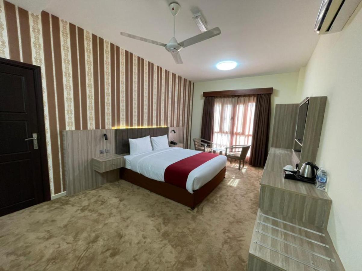 Royal Hotel Muscat Exterior photo