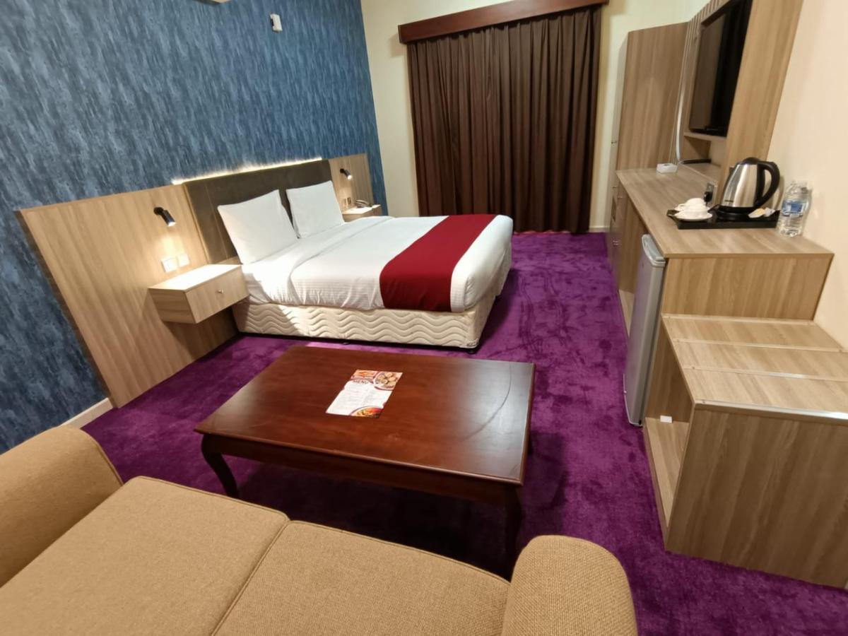 Royal Hotel Muscat Exterior photo